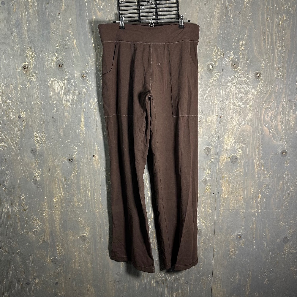Lululemon - wide leg pant